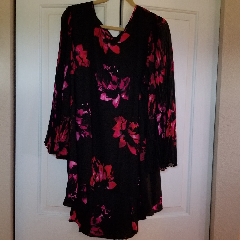 Light, Exquisite Bell Sleeve top